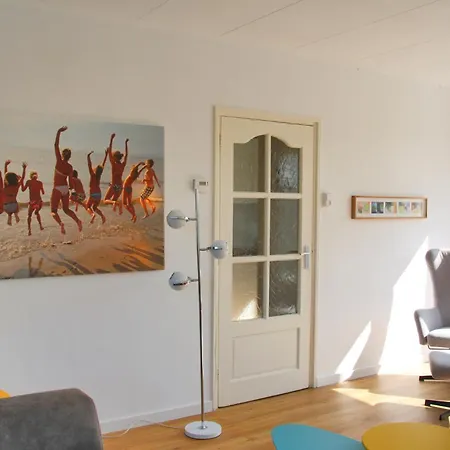 Holiday home Previnaireweg 32 Callantsoog